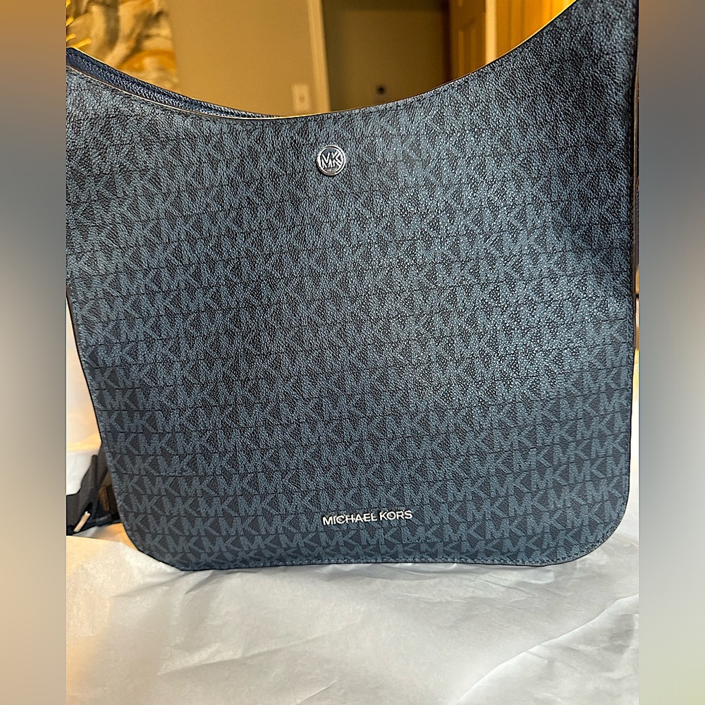 Michael Kors large crossbody. Great Used condition.